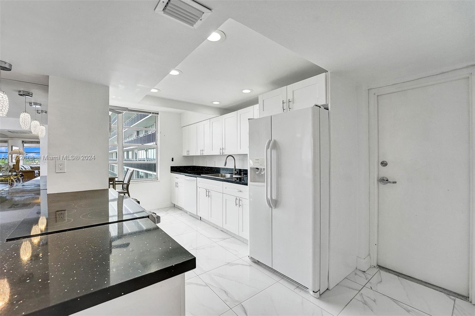 4280 Galt Ocean Dr 5F, Fort Lauderdale, Florida 33308, 3 Bedrooms Bedrooms, ,2 BathroomsBathrooms,Residentiallease,For Rent,4280 Galt Ocean Dr 5F,A11522668