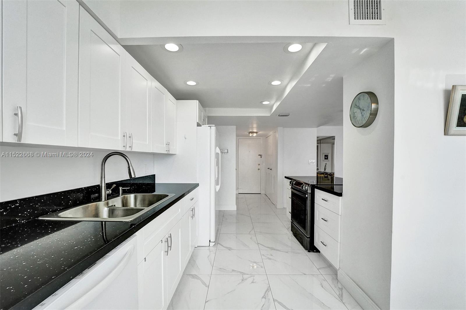 4280 Galt Ocean Dr 5F, Fort Lauderdale, Florida 33308, 3 Bedrooms Bedrooms, ,2 BathroomsBathrooms,Residentiallease,For Rent,4280 Galt Ocean Dr 5F,A11522668