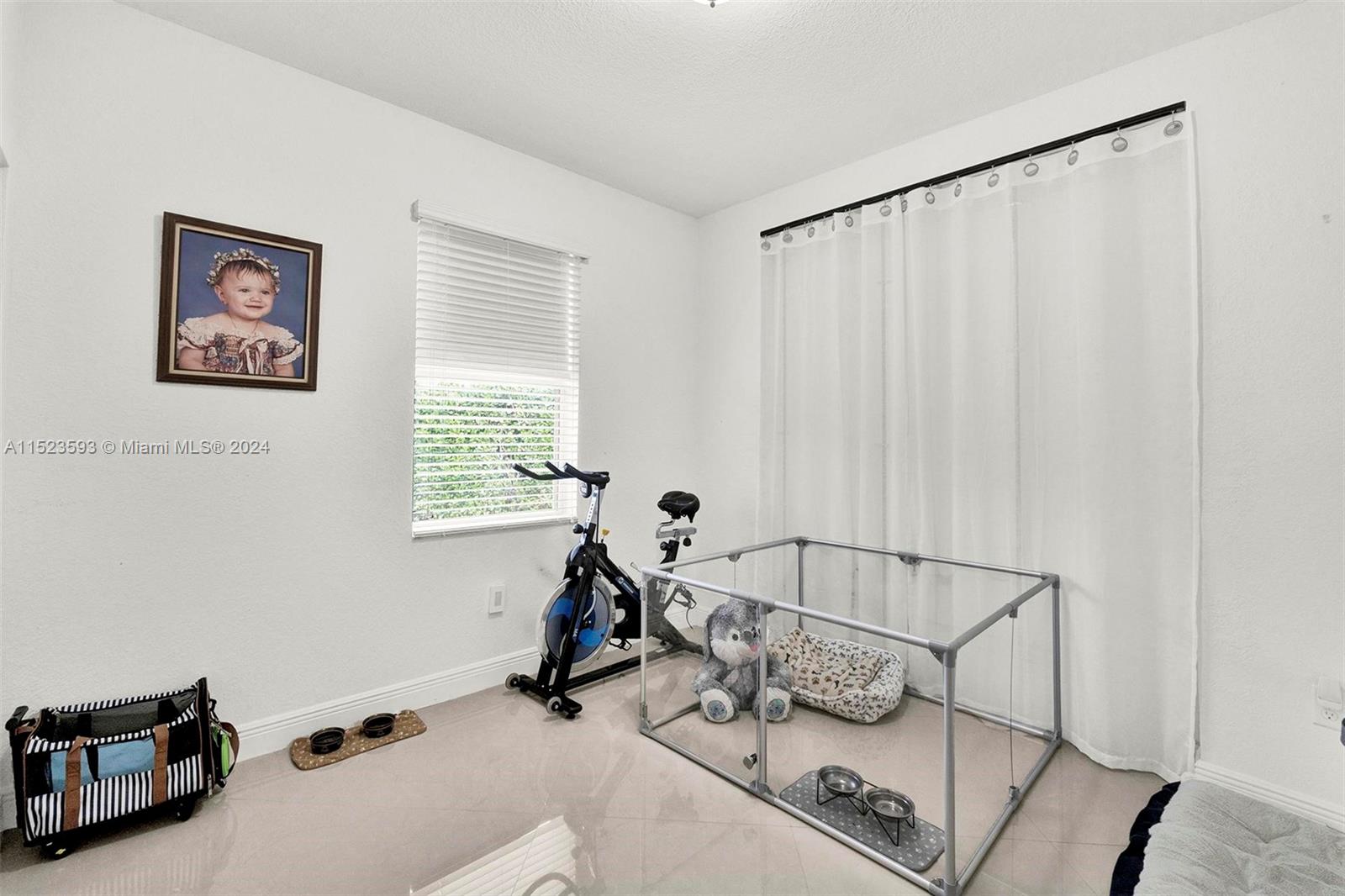 2133 NW 14th Pl, Homestead, Florida 33030, 4 Bedrooms Bedrooms, ,3 BathroomsBathrooms,Residential,For Sale,2133 NW 14th Pl,A11523593