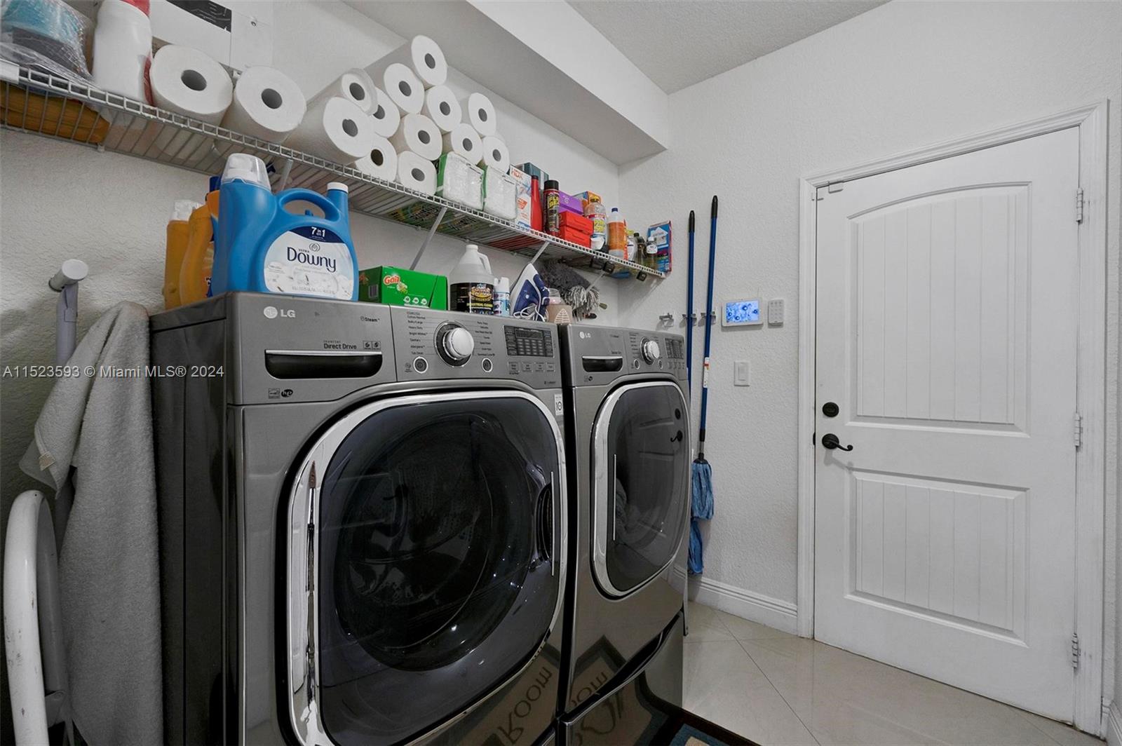 2133 NW 14th Pl, Homestead, Florida 33030, 4 Bedrooms Bedrooms, ,3 BathroomsBathrooms,Residential,For Sale,2133 NW 14th Pl,A11523593