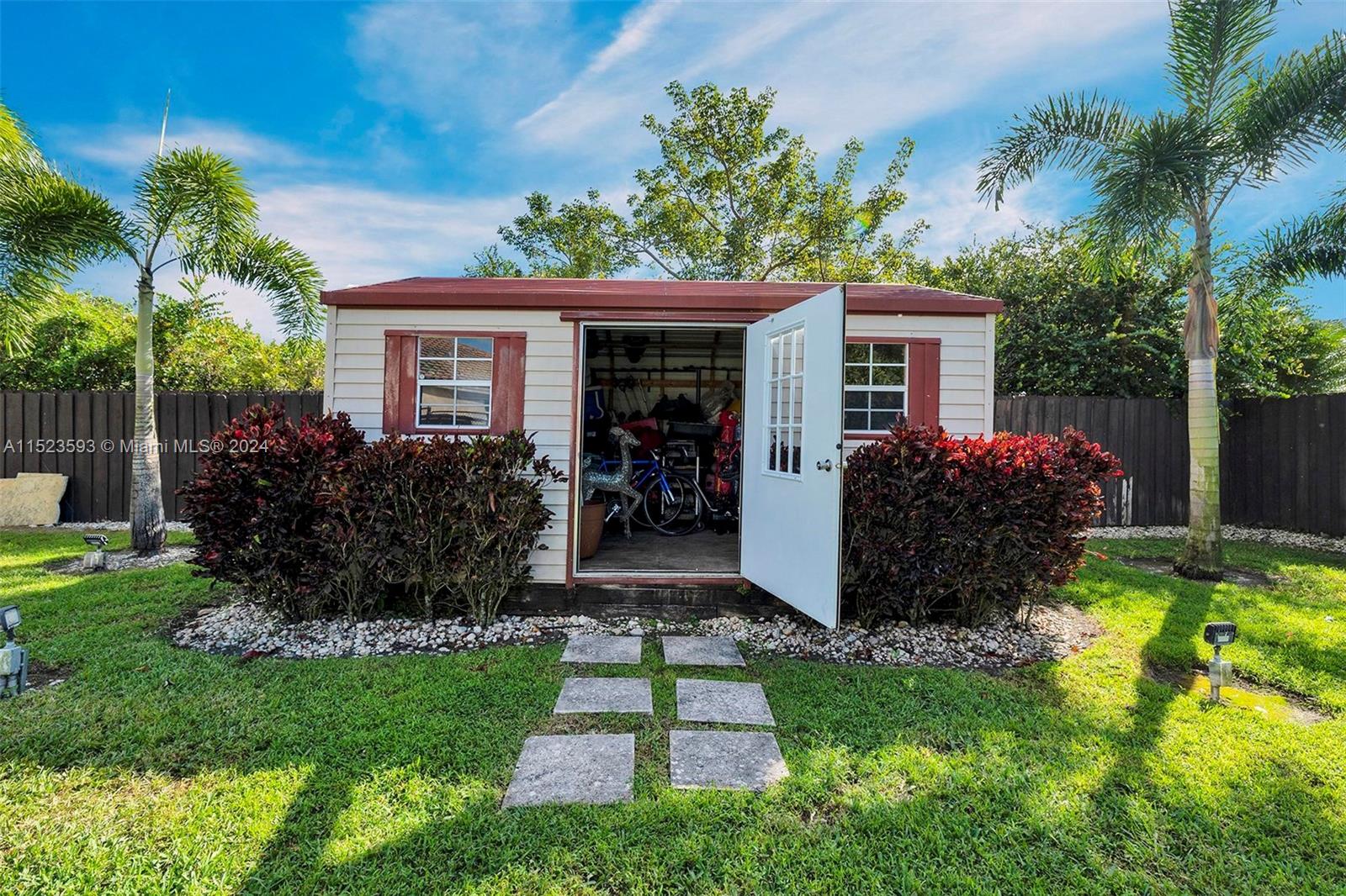 2133 NW 14th Pl, Homestead, Florida 33030, 4 Bedrooms Bedrooms, ,3 BathroomsBathrooms,Residential,For Sale,2133 NW 14th Pl,A11523593