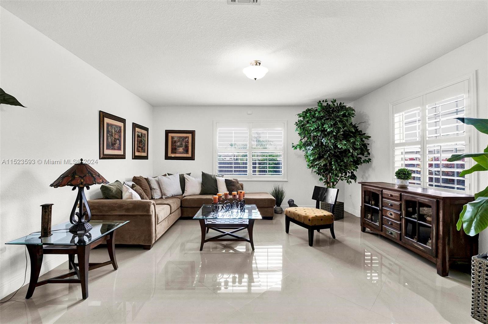 2133 NW 14th Pl, Homestead, Florida 33030, 4 Bedrooms Bedrooms, ,3 BathroomsBathrooms,Residential,For Sale,2133 NW 14th Pl,A11523593