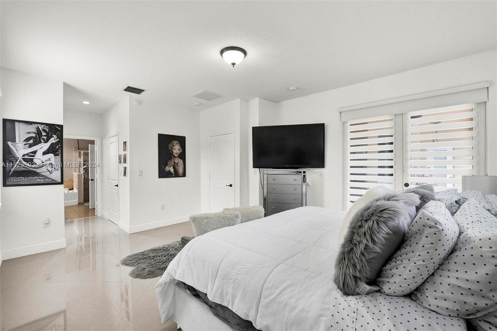 2133 NW 14th Pl, Homestead, Florida 33030, 4 Bedrooms Bedrooms, ,3 BathroomsBathrooms,Residential,For Sale,2133 NW 14th Pl,A11523593