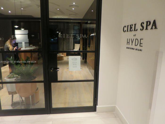 121 NE 34th St L401, Miami, Florida 33137, 1 Bedroom Bedrooms, ,1 BathroomBathrooms,Residential,For Sale,121 NE 34th St L401,A11525167