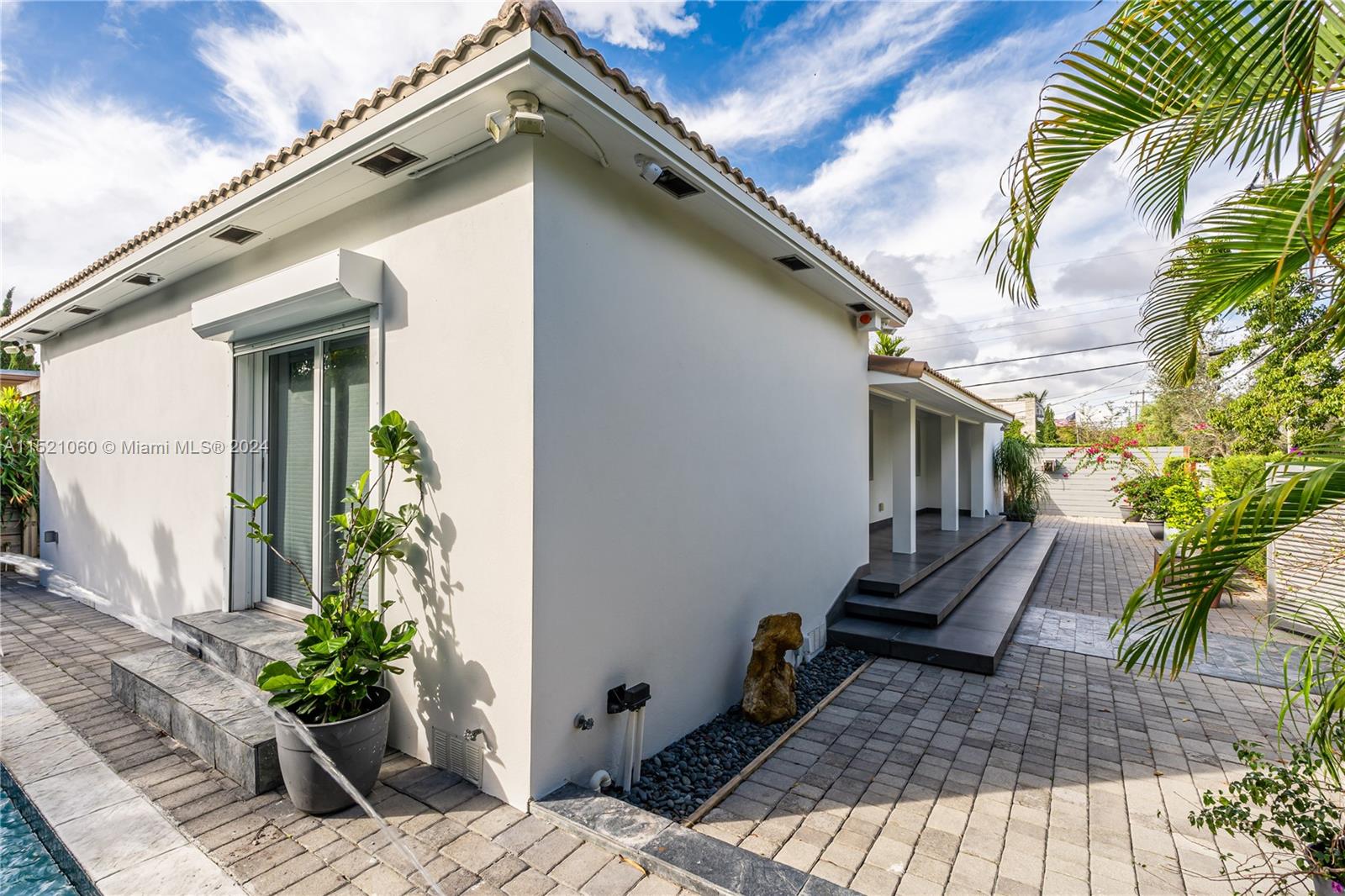2360 SW 24th Ave, Miami, Florida 33145, 3 Bedrooms Bedrooms, ,3 BathroomsBathrooms,Residential,For Sale,2360 SW 24th Ave,A11521060