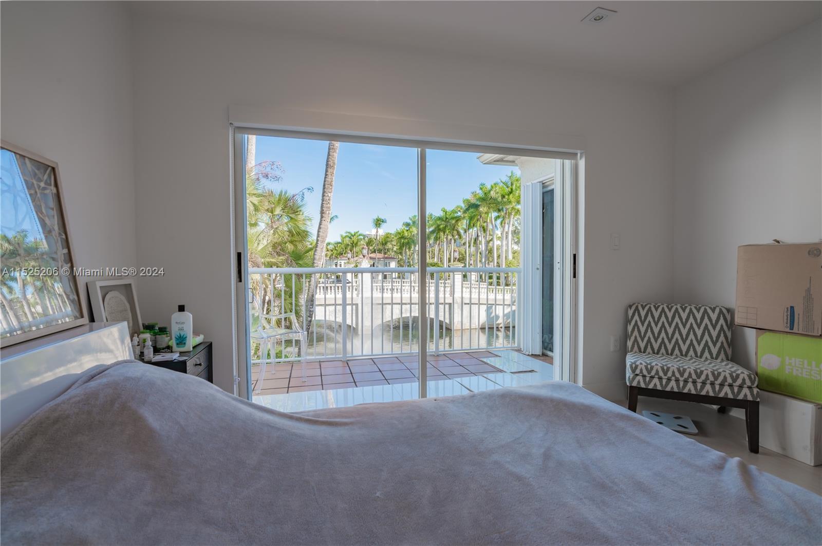 Aventura, Florida 33180, 4 Bedrooms Bedrooms, ,3 BathroomsBathrooms,Residential,For Sale,A11525206