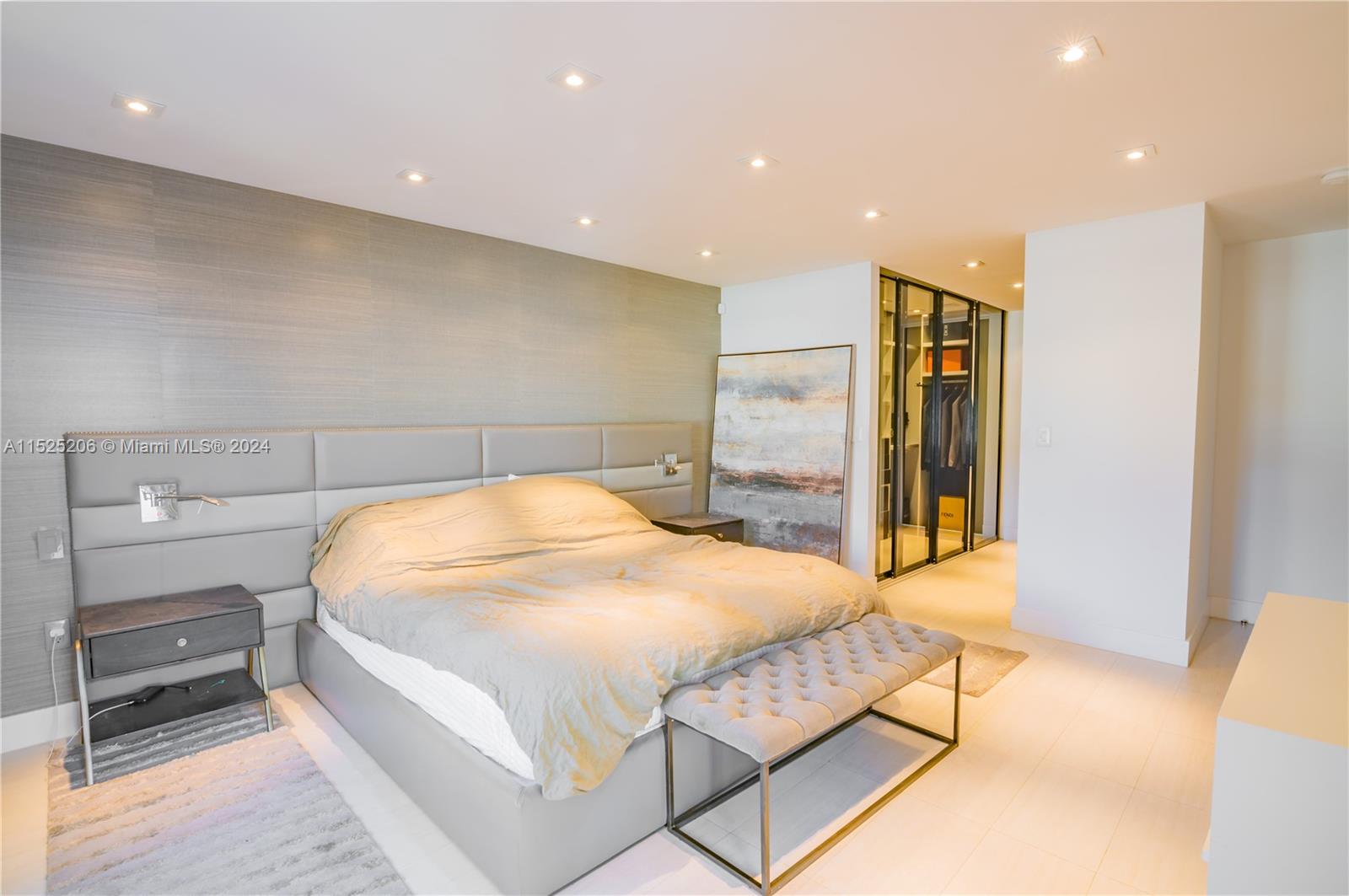 Aventura, Florida 33180, 4 Bedrooms Bedrooms, ,3 BathroomsBathrooms,Residential,For Sale,A11525206