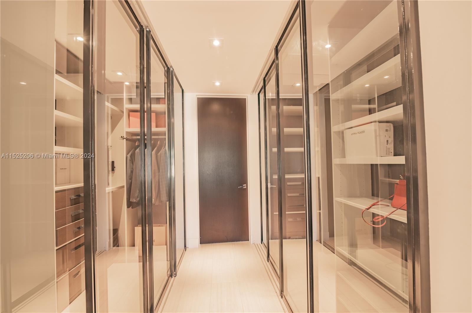 Aventura, Florida 33180, 4 Bedrooms Bedrooms, ,3 BathroomsBathrooms,Residential,For Sale,A11525206