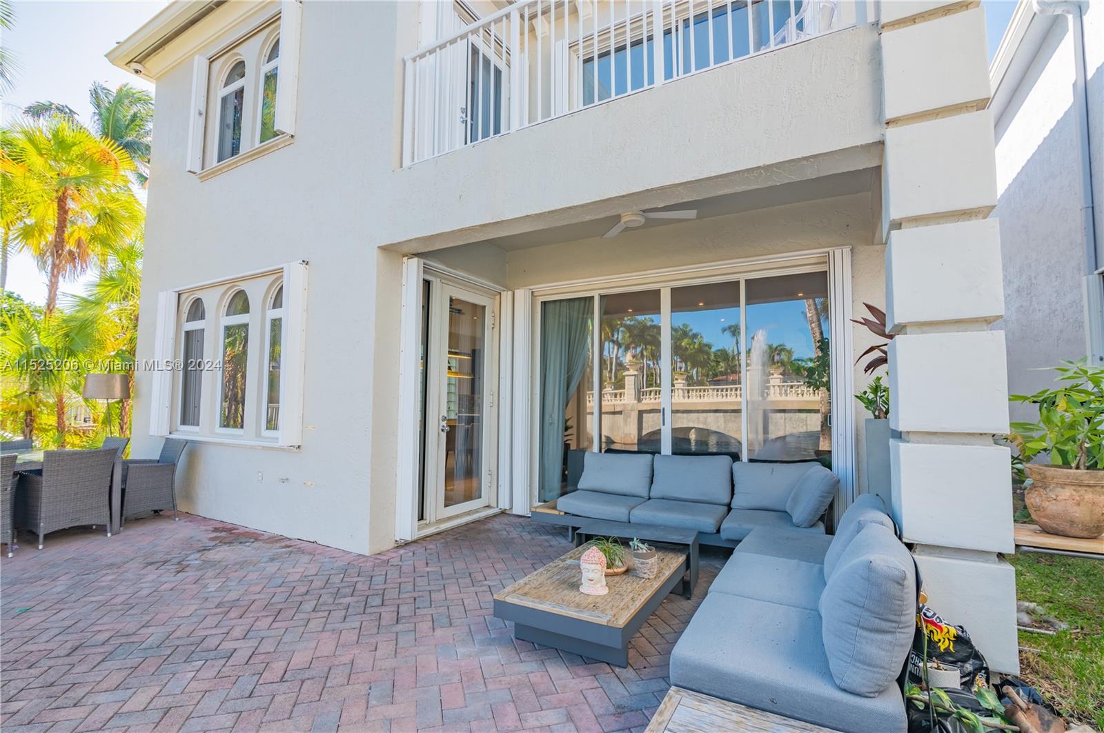 Aventura, FL, 33180 United States, 4 Bedrooms Bedrooms, ,3 BathroomsBathrooms,Residential,For Sale,A11525206