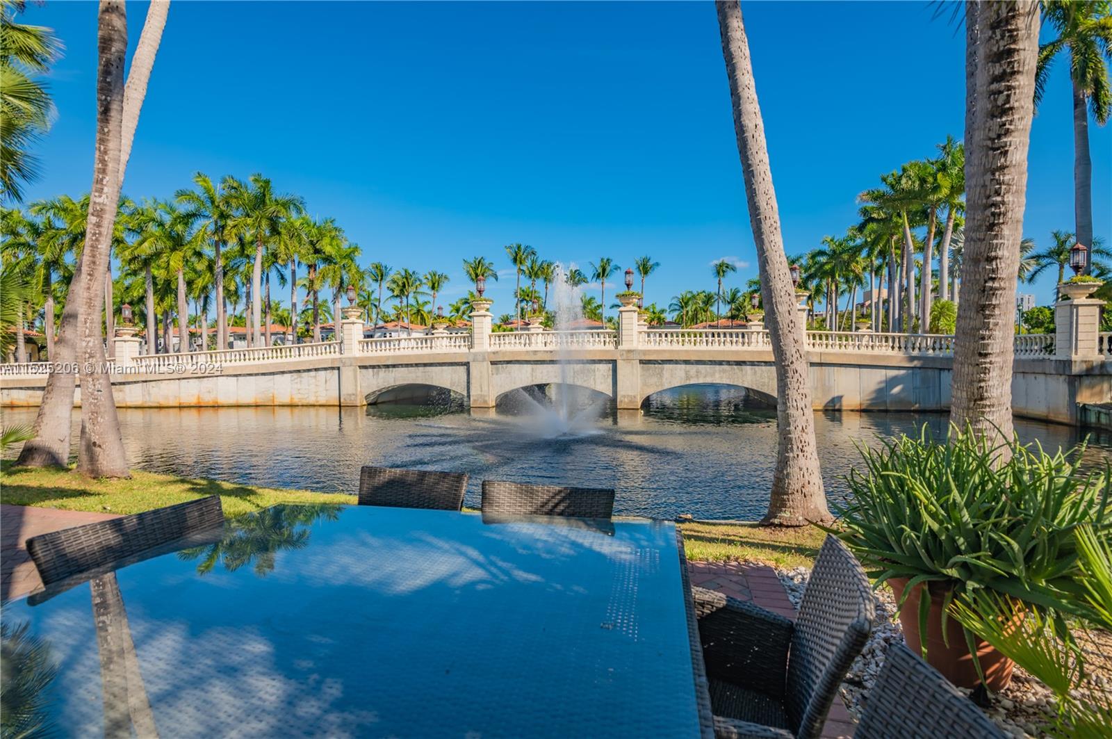 Aventura, Florida 33180, 4 Bedrooms Bedrooms, ,3 BathroomsBathrooms,Residential,For Sale,A11525206