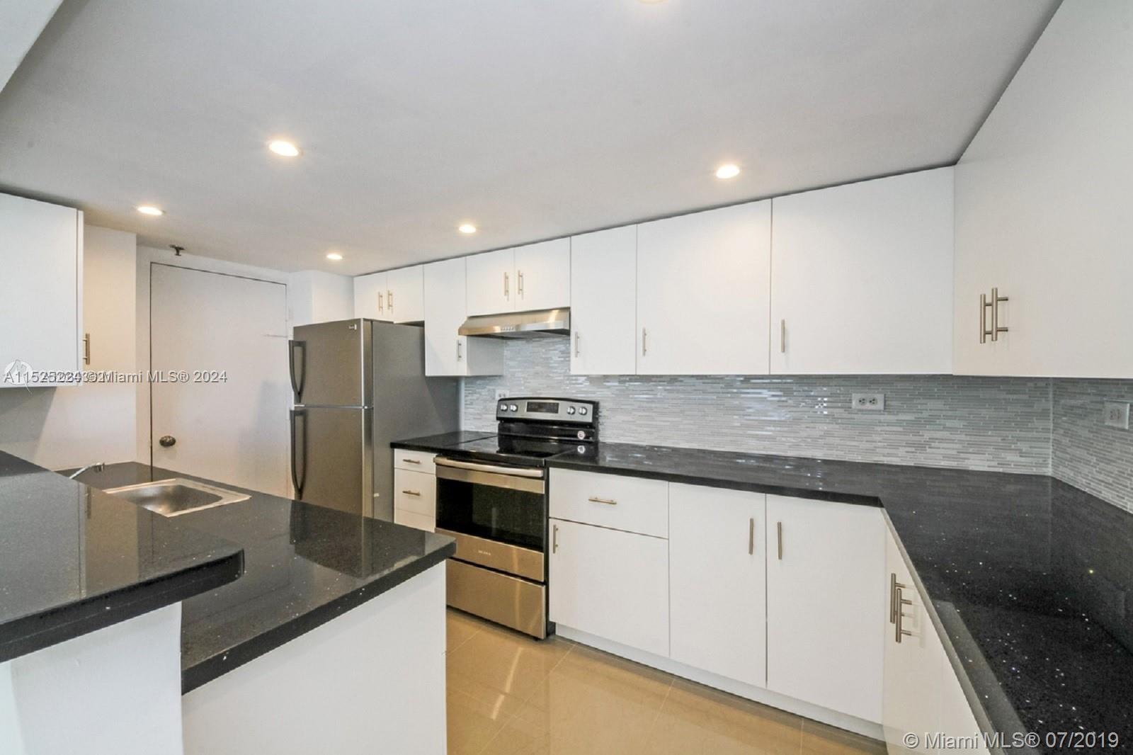 7545 E Treasure Dr 2H, North Bay Village, Florida 33141, 3 Bedrooms Bedrooms, ,2 BathroomsBathrooms,Residentiallease,For Rent,7545 E Treasure Dr 2H,A11525224