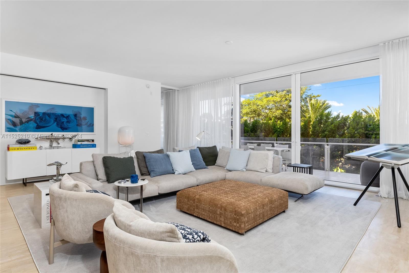 9111 Collins Ave N-322, Surfside, Florida 33154, 2 Bedrooms Bedrooms, ,2 BathroomsBathrooms,Residentiallease,For Rent,9111 Collins Ave N-322,A11525210