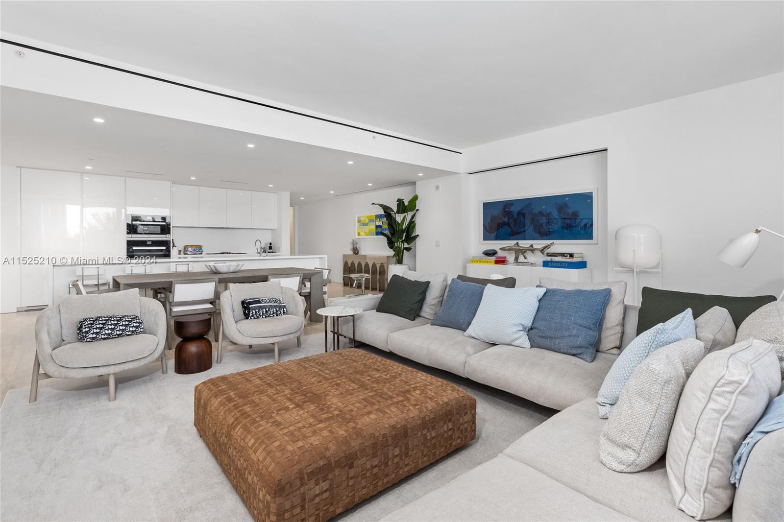 9111 Collins Ave N-322, Surfside, Florida 33154, 2 Bedrooms Bedrooms, ,2 BathroomsBathrooms,Residentiallease,For Rent,9111 Collins Ave N-322,A11525210