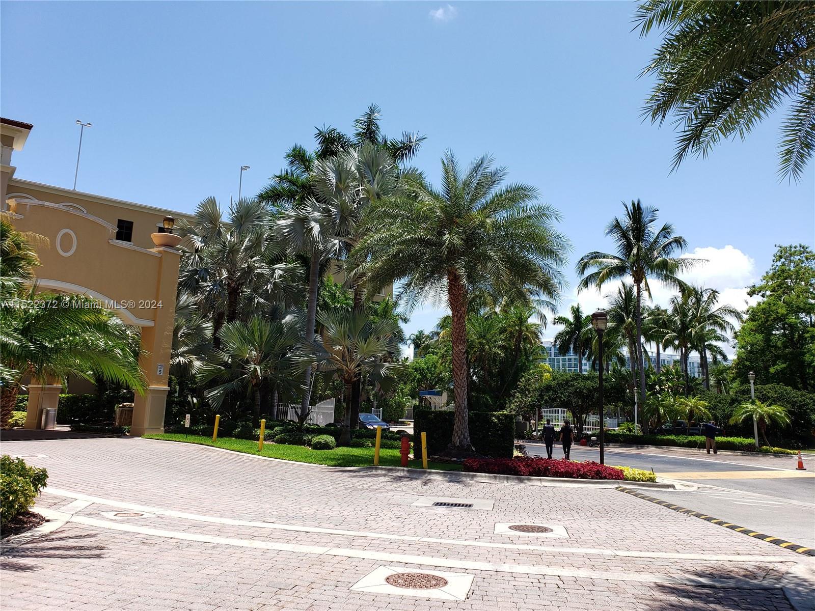 3340 NE 190th St 503, Aventura, Florida 33180, 2 Bedrooms Bedrooms, ,2 BathroomsBathrooms,Residential,For Sale,3340 NE 190th St 503,A11522372