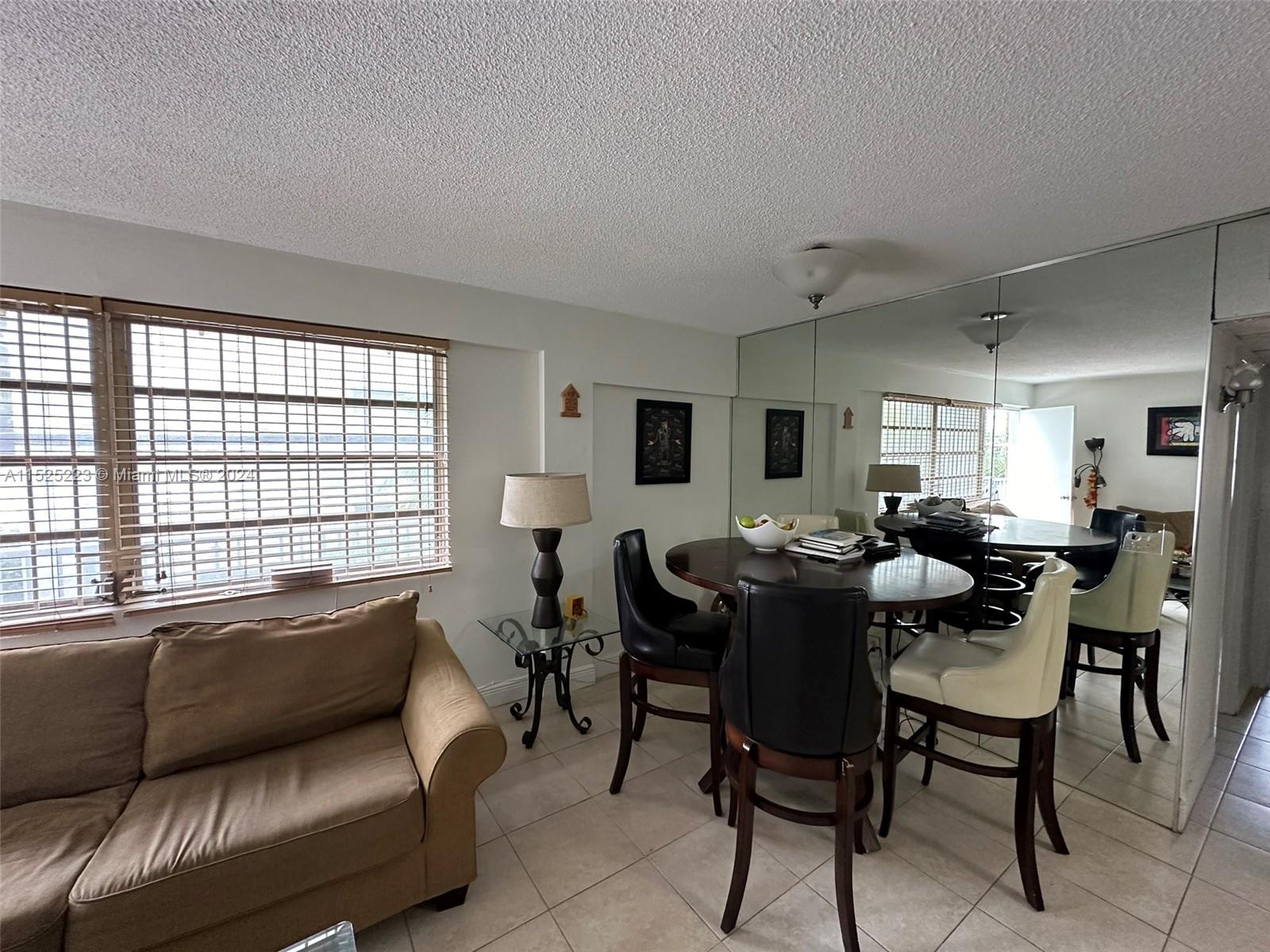 Miami Beach, Florida 33139, 1 Bedroom Bedrooms, ,1 BathroomBathrooms,Residentiallease,For Rent,A11525223