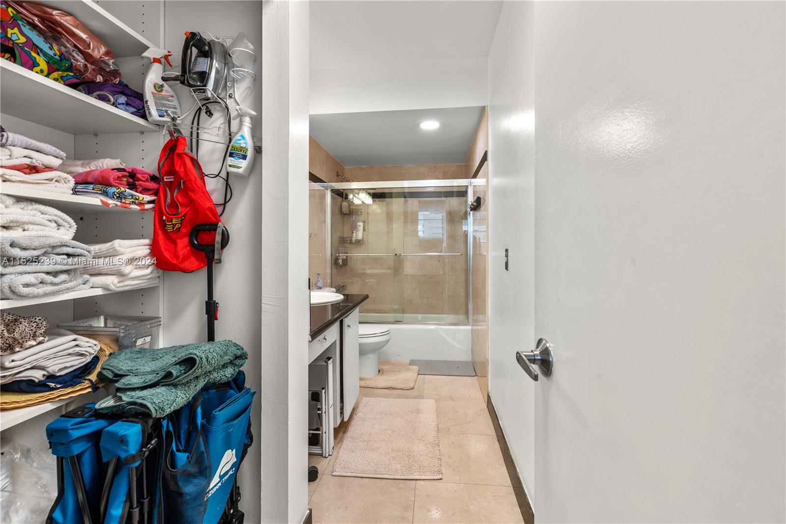 1801 S Ocean Dr 343, Hallandale Beach, Florida 33009, 1 Bedroom Bedrooms, ,1 BathroomBathrooms,Residential,For Sale,1801 S Ocean Dr 343,A11525239