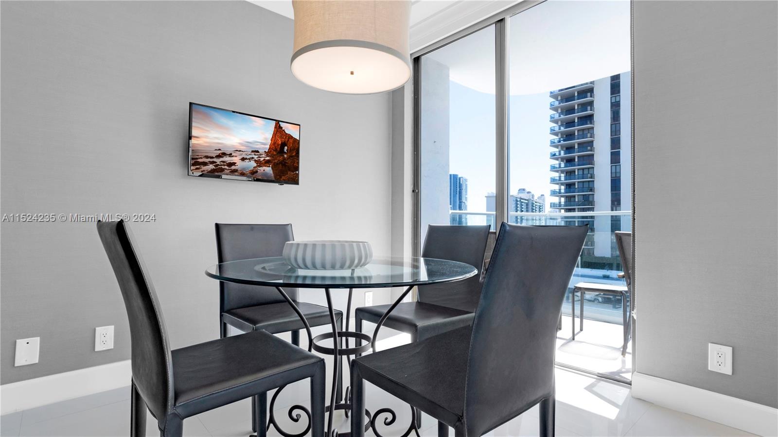 19707 Turnberry Way 7D, Aventura, Florida 33180, 2 Bedrooms Bedrooms, ,2 BathroomsBathrooms,Residential,For Sale,19707 Turnberry Way 7D,A11524235