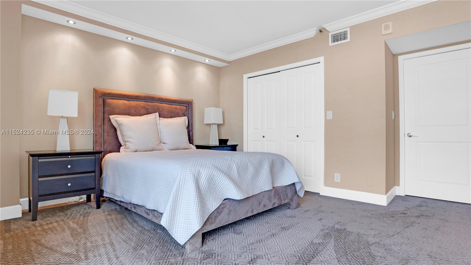 19707 Turnberry Way 7D, Aventura, Florida 33180, 2 Bedrooms Bedrooms, ,2 BathroomsBathrooms,Residential,For Sale,19707 Turnberry Way 7D,A11524235