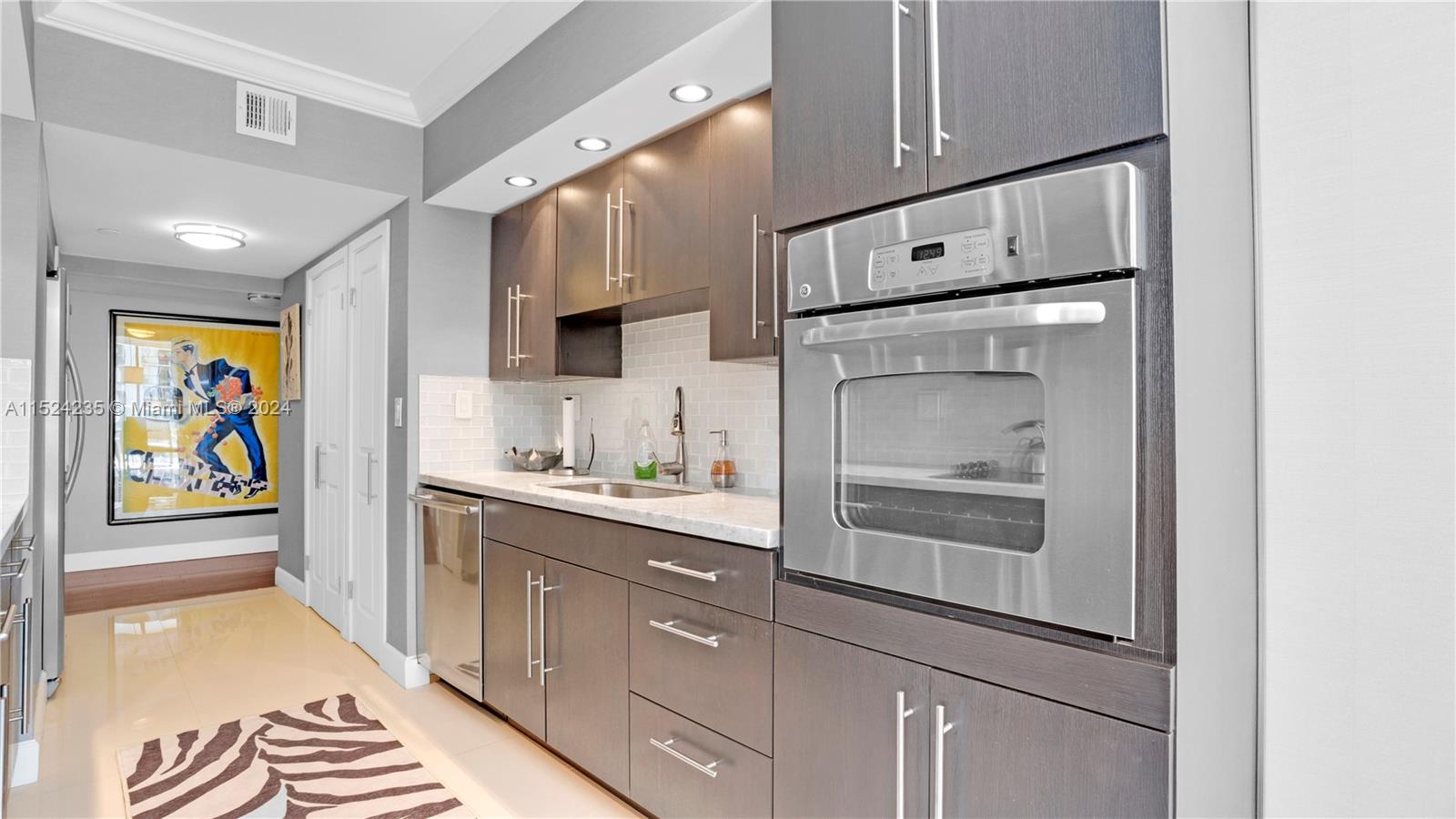 19707 Turnberry Way 7D, Aventura, Florida 33180, 2 Bedrooms Bedrooms, ,2 BathroomsBathrooms,Residential,For Sale,19707 Turnberry Way 7D,A11524235