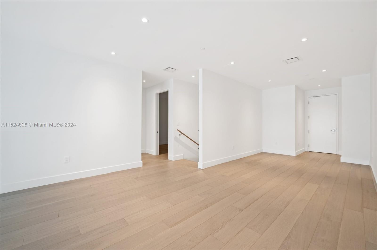 700 26th Terrace, Miami, FL, 33137 United States, 6 Bedrooms Bedrooms, ,6 BathroomsBathrooms,Residential,For Sale,26th Terrace,A11524698