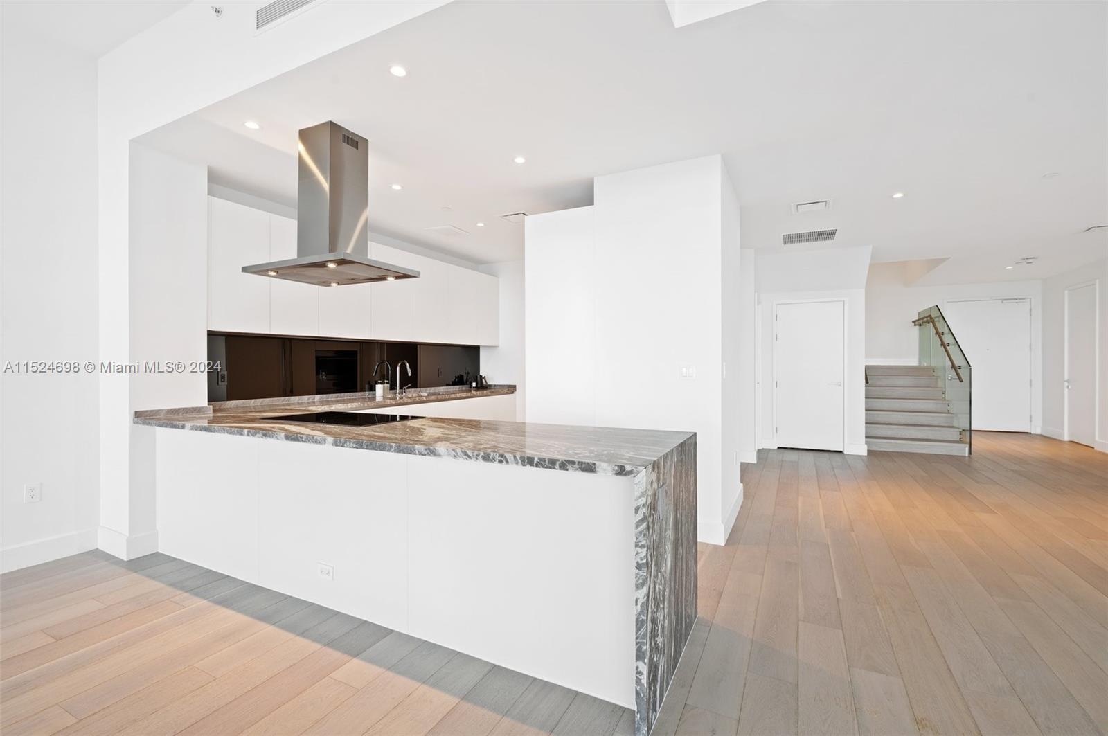 700 NE 26th Terrace 402, Miami, Florida 33137, 6 Bedrooms Bedrooms, ,6 BathroomsBathrooms,Residential,For Sale,700 NE 26th Terrace 402,A11524698