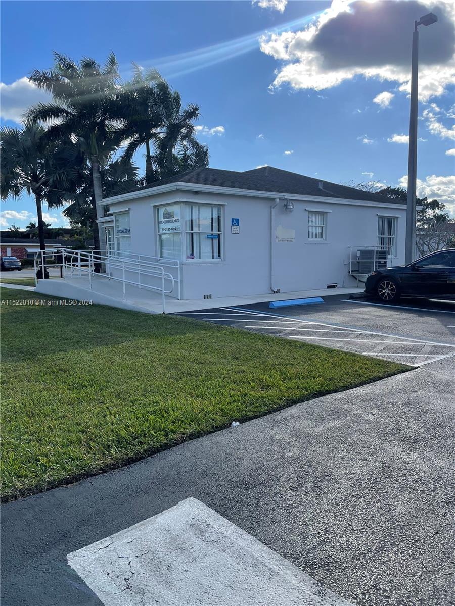 1008 NW 1st Ave, Homestead, FL 33030
