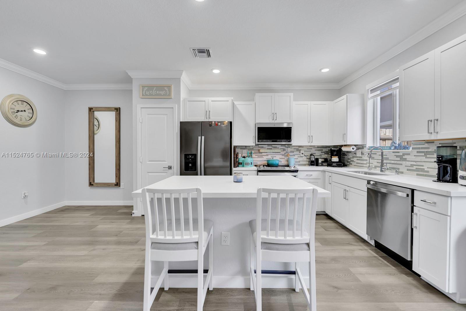 1079 SE 23rd Ter 1079, Homestead, Florida 33035, 4 Bedrooms Bedrooms, ,3 BathroomsBathrooms,Residential,For Sale,1079 SE 23rd Ter 1079,A11524765