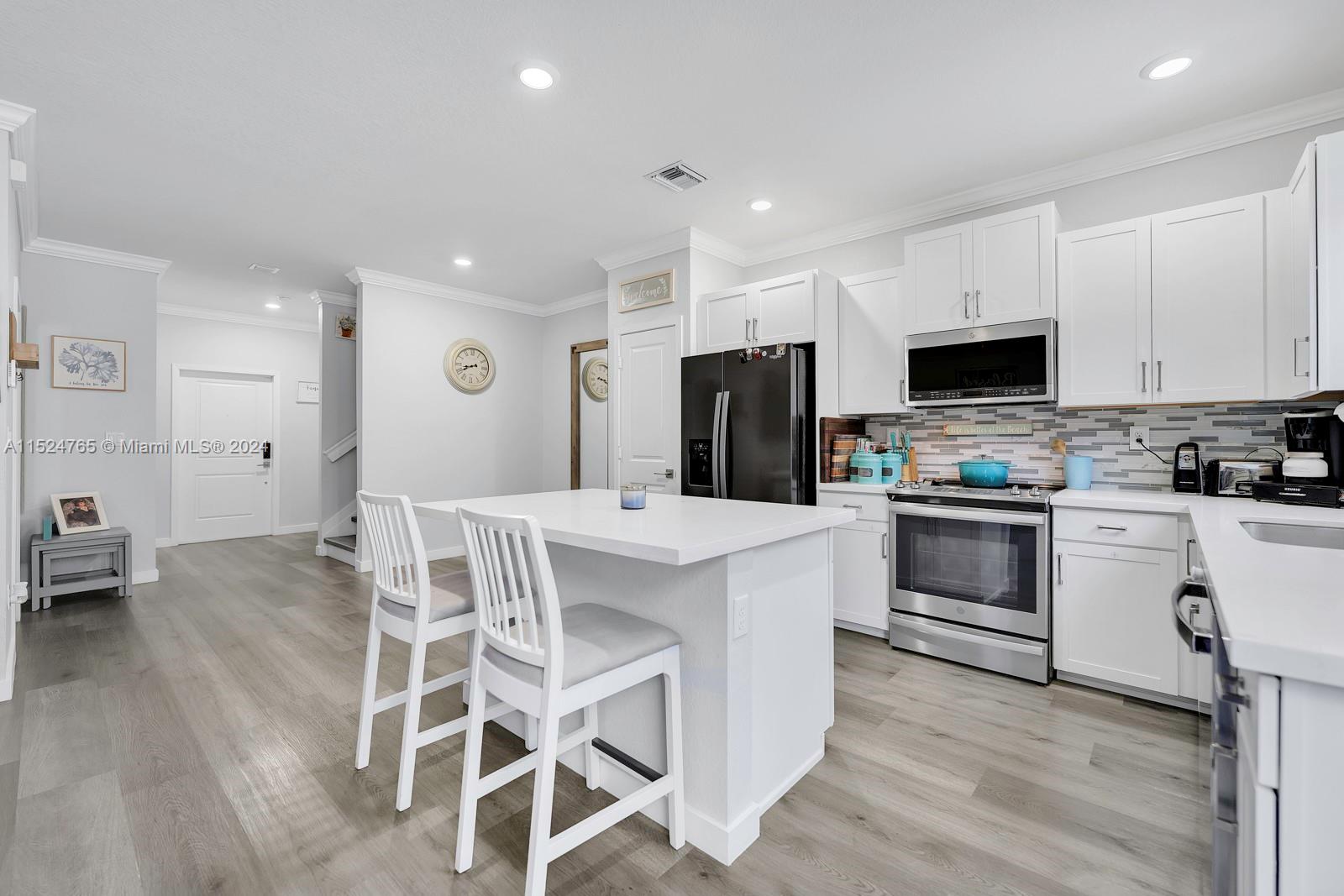 1079 SE 23rd Ter 1079, Homestead, Florida 33035, 4 Bedrooms Bedrooms, ,3 BathroomsBathrooms,Residential,For Sale,1079 SE 23rd Ter 1079,A11524765