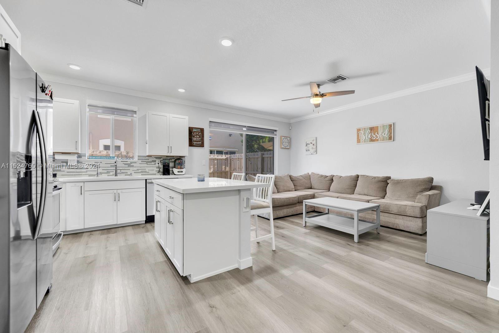 1079 SE 23rd Ter 1079, Homestead, Florida 33035, 4 Bedrooms Bedrooms, ,3 BathroomsBathrooms,Residential,For Sale,1079 SE 23rd Ter 1079,A11524765