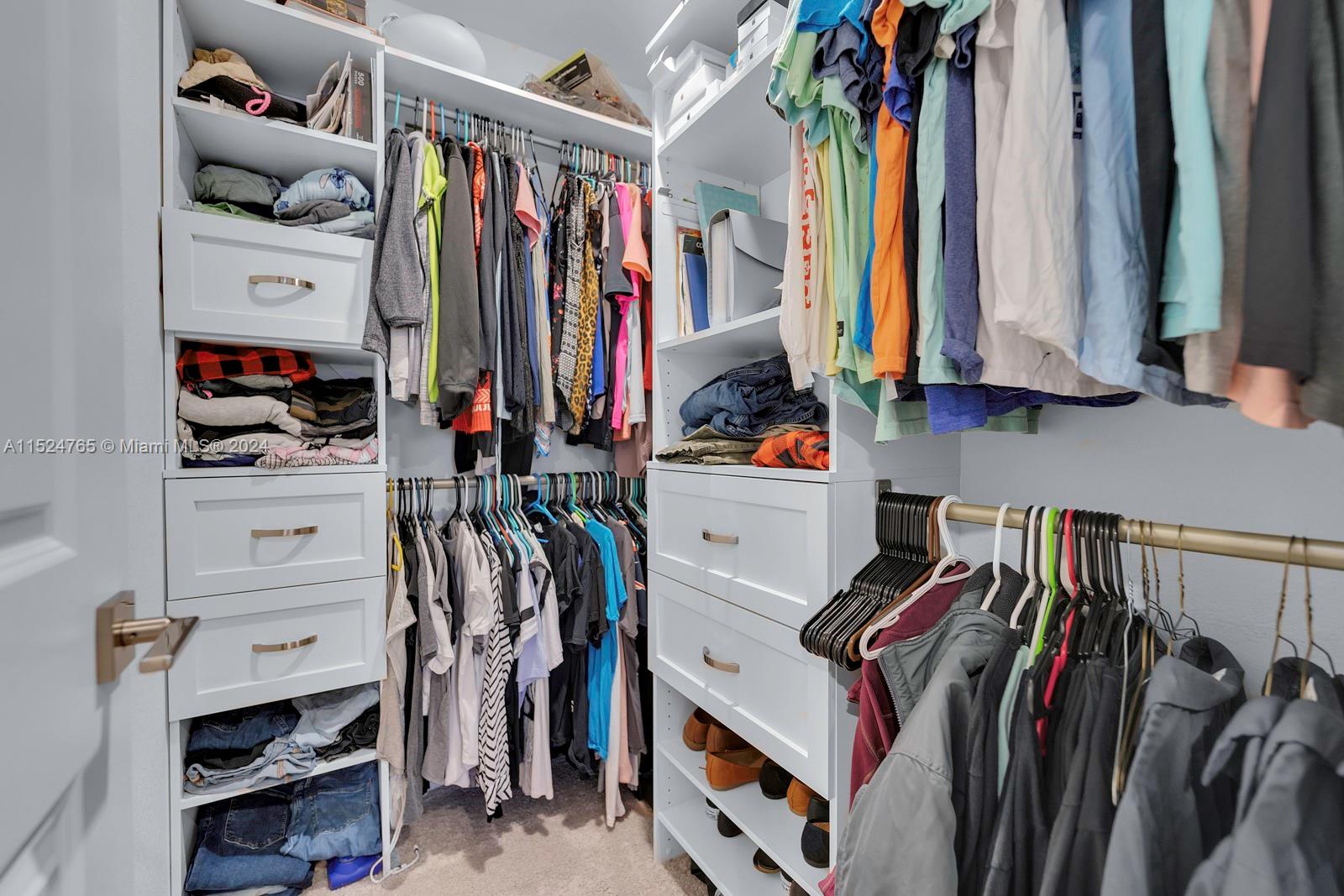 1079 SE 23rd Ter 1079, Homestead, Florida 33035, 4 Bedrooms Bedrooms, ,3 BathroomsBathrooms,Residential,For Sale,1079 SE 23rd Ter 1079,A11524765