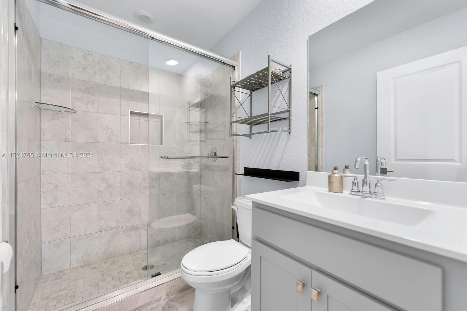 1079 SE 23rd Ter 1079, Homestead, Florida 33035, 4 Bedrooms Bedrooms, ,3 BathroomsBathrooms,Residential,For Sale,1079 SE 23rd Ter 1079,A11524765