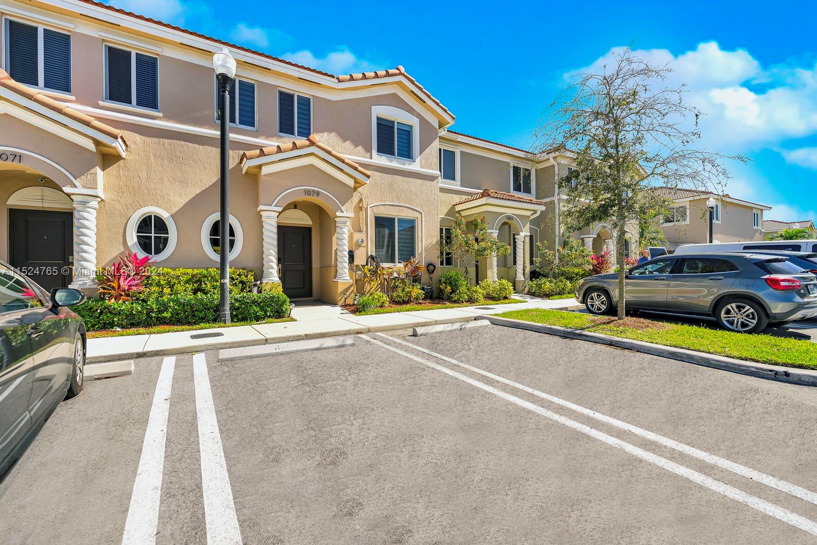 1079 SE 23rd Ter 1079, Homestead, Florida 33035, 4 Bedrooms Bedrooms, ,3 BathroomsBathrooms,Residential,For Sale,1079 SE 23rd Ter 1079,A11524765