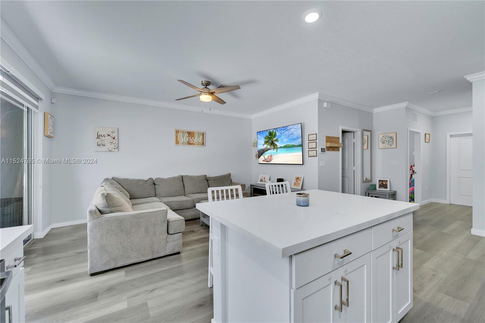 1079 SE 23rd Ter 1079, Homestead, Florida 33035, 4 Bedrooms Bedrooms, ,3 BathroomsBathrooms,Residential,For Sale,1079 SE 23rd Ter 1079,A11524765