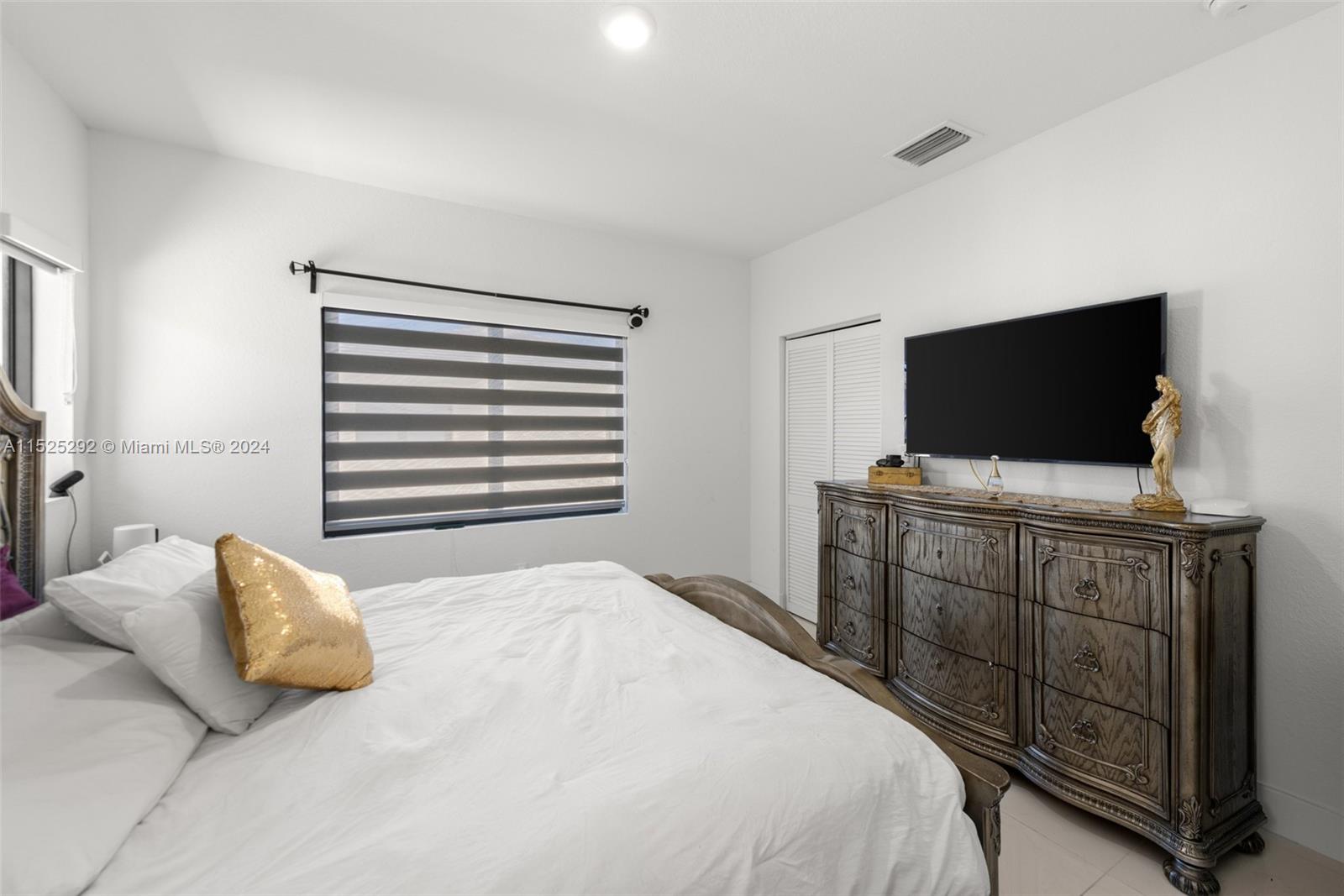 1168 NW 2 Ln, Florida City, Florida 33034, 5 Bedrooms Bedrooms, ,4 BathroomsBathrooms,Residential,For Sale,1168 NW 2 Ln,A11525292