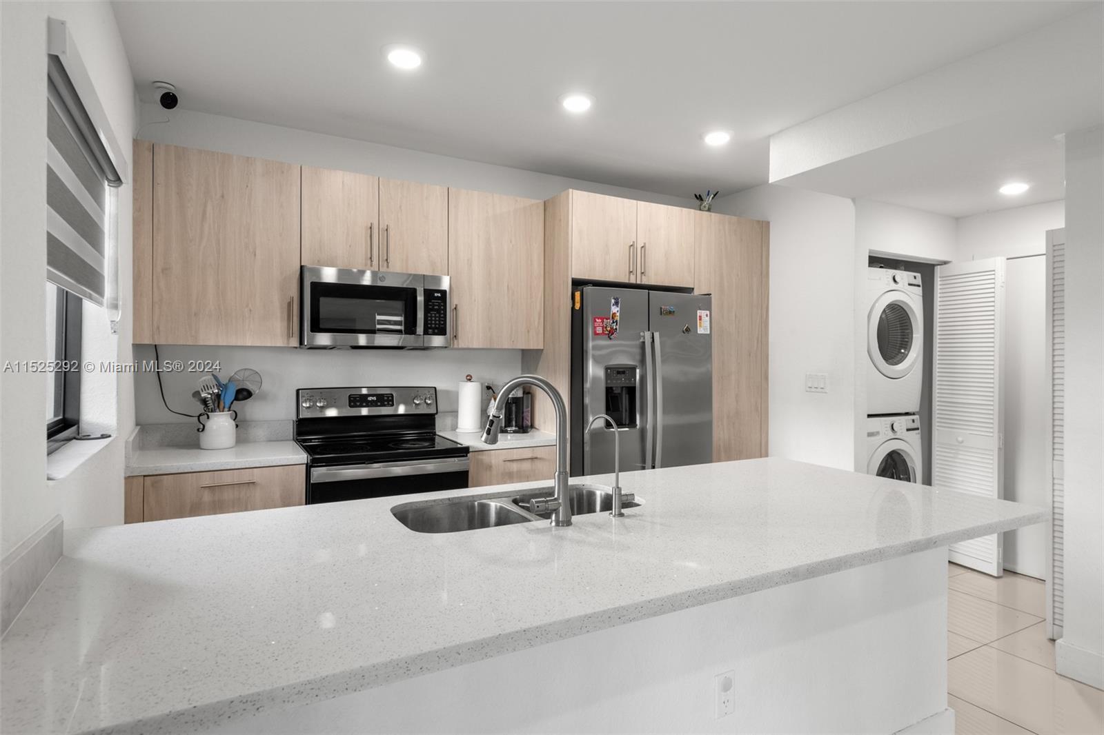 1168 NW 2 Ln, Florida City, Florida 33034, 5 Bedrooms Bedrooms, ,4 BathroomsBathrooms,Residential,For Sale,1168 NW 2 Ln,A11525292