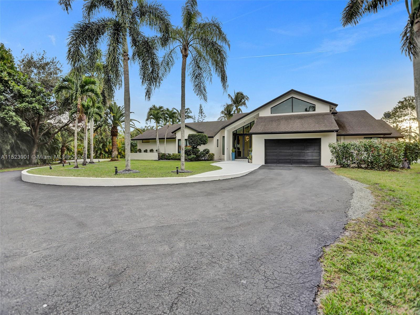 20221 48th Pl, Southwest Ranches, FL, 33332 United States, 4 Bedrooms Bedrooms, ,3 BathroomsBathrooms,Residential,For Sale,48th Pl,A11523901