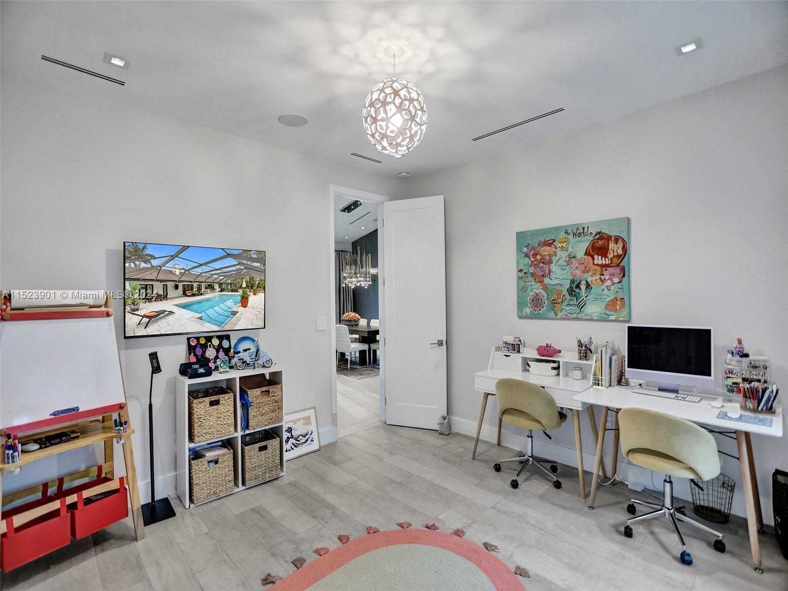 20221 48th Pl, Southwest Ranches, FL, 33332 United States, 4 Bedrooms Bedrooms, ,3 BathroomsBathrooms,Residential,For Sale,48th Pl,A11523901