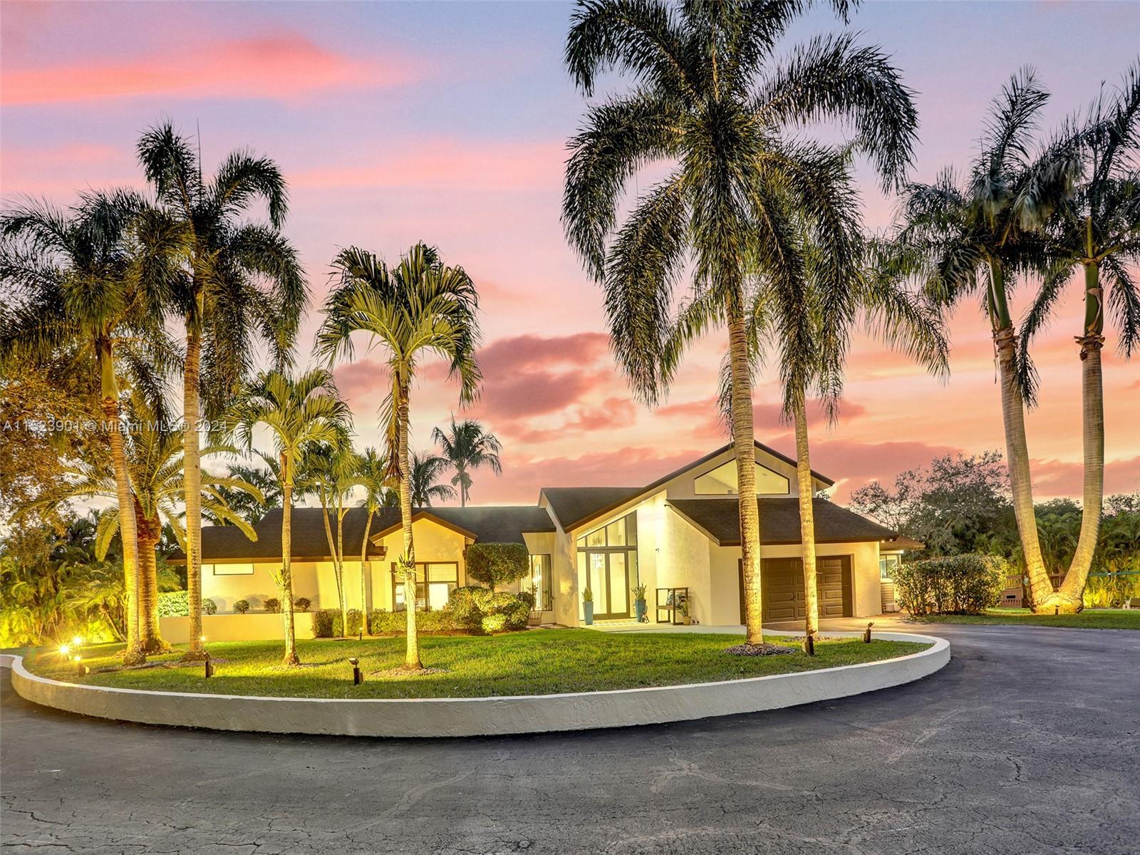 20221 SW 48th Pl, Southwest Ranches, Florida 33332, 4 Bedrooms Bedrooms, ,3 BathroomsBathrooms,Residential,For Sale,20221 SW 48th Pl,A11523901
