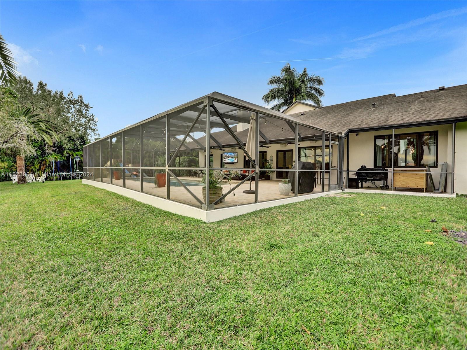 20221 48th Pl, Southwest Ranches, FL, 33332 United States, 4 Bedrooms Bedrooms, ,3 BathroomsBathrooms,Residential,For Sale,48th Pl,A11523901