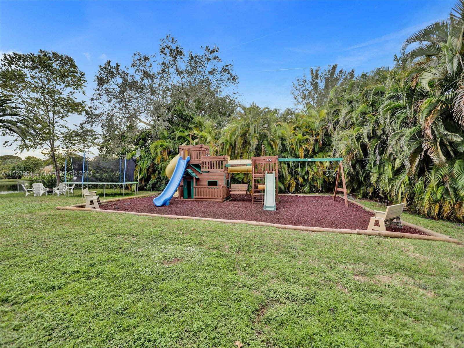 20221 48th Pl, Southwest Ranches, FL, 33332 United States, 4 Bedrooms Bedrooms, ,3 BathroomsBathrooms,Residential,For Sale,48th Pl,A11523901