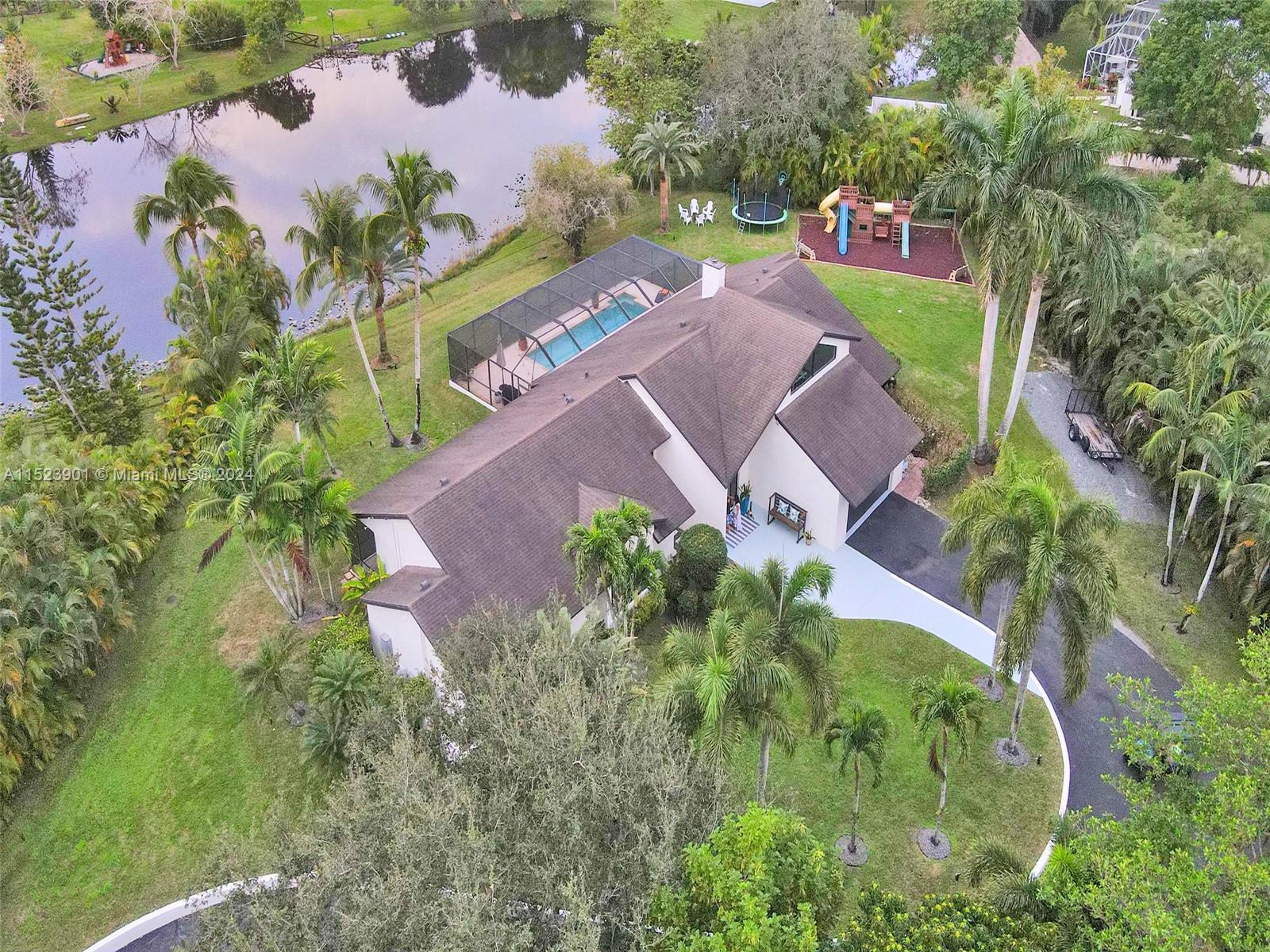 20221 48th Pl, Southwest Ranches, FL, 33332 United States, 4 Bedrooms Bedrooms, ,3 BathroomsBathrooms,Residential,For Sale,48th Pl,A11523901