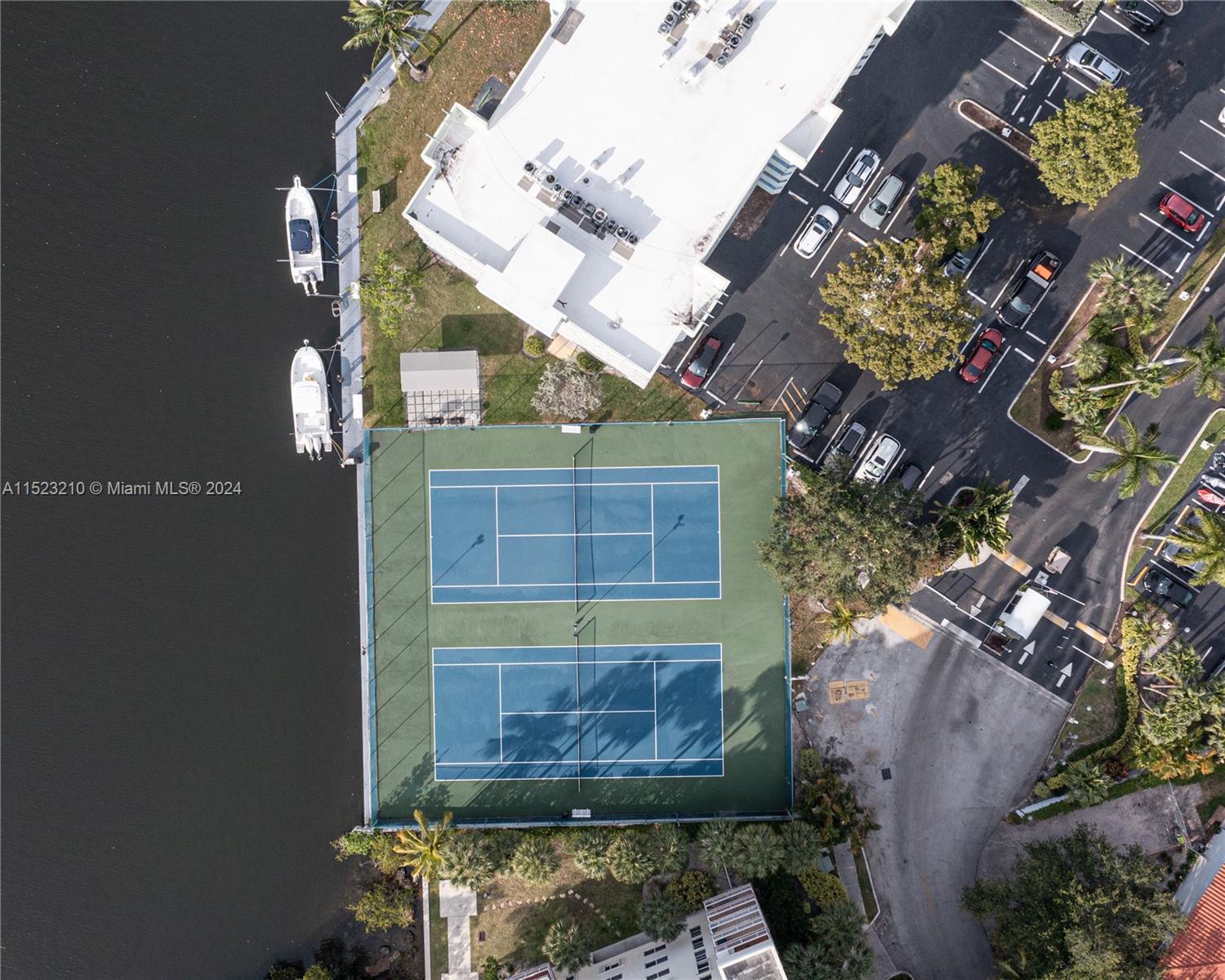 16558 NE 26th Ave 2A, North Miami Beach, Florida 33160, 2 Bedrooms Bedrooms, ,2 BathroomsBathrooms,Residential,For Sale,16558 NE 26th Ave 2A,A11523210