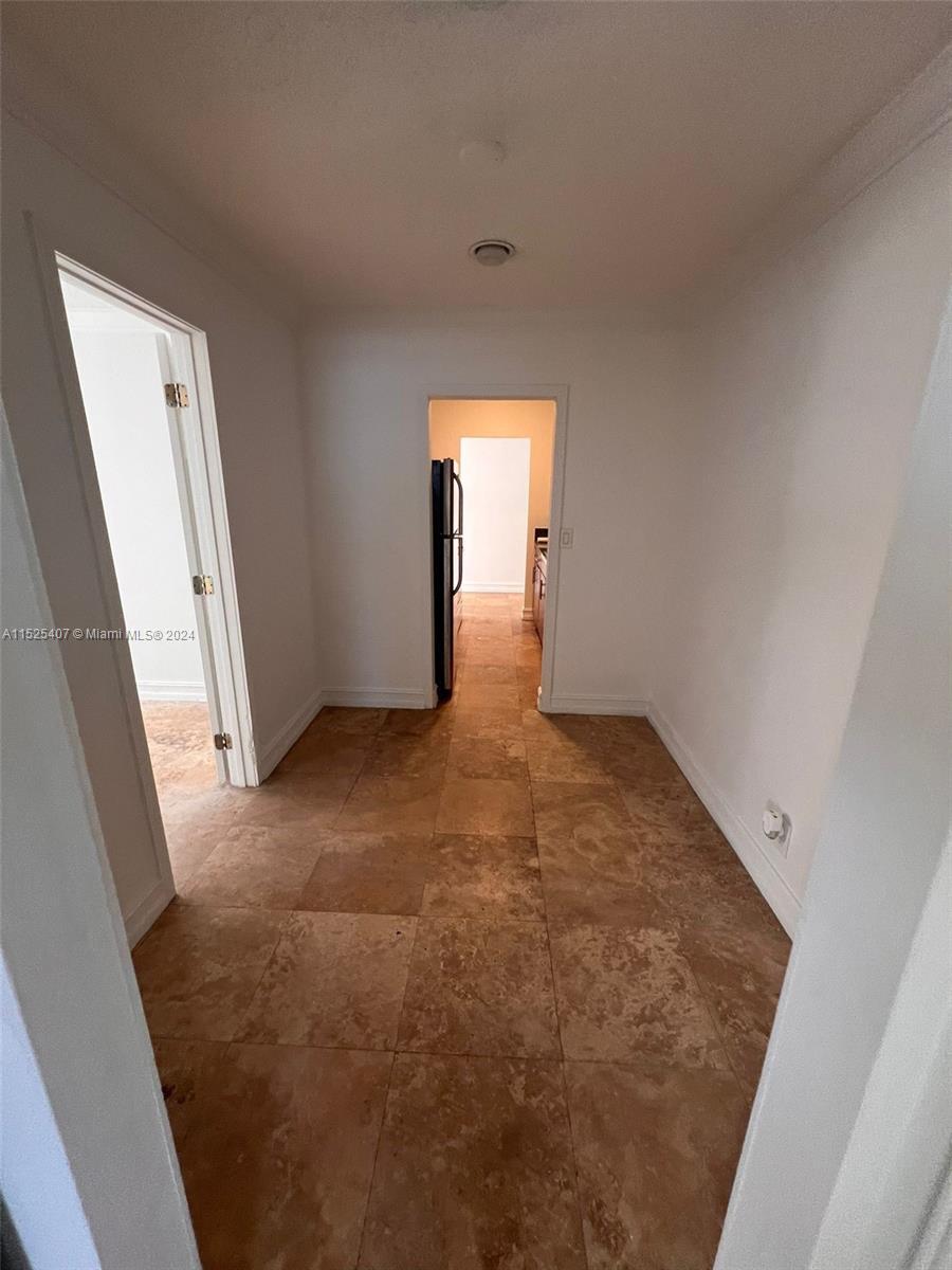 2008 Jackson St C5, Hollywood, Florida 33020, 2 Bedrooms Bedrooms, ,1 BathroomBathrooms,Residentiallease,For Rent,2008 Jackson St C5,A11525407