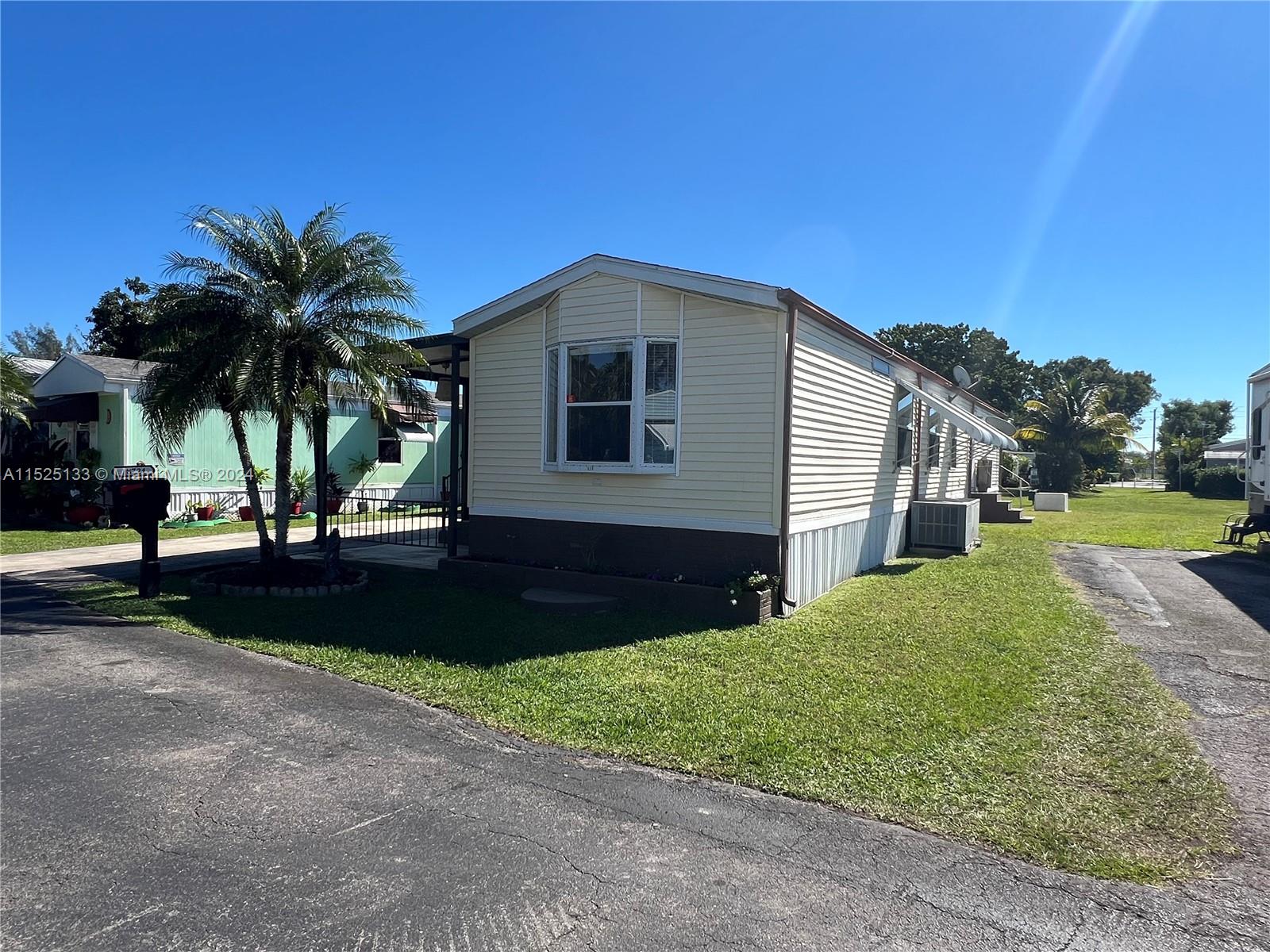 18724 350 St. Lot 415, Homestead, FL, 33034 United States, 2 Bedrooms Bedrooms, ,2 BathroomsBathrooms,Residential,For Sale,350 St. Lot 415,A11525133