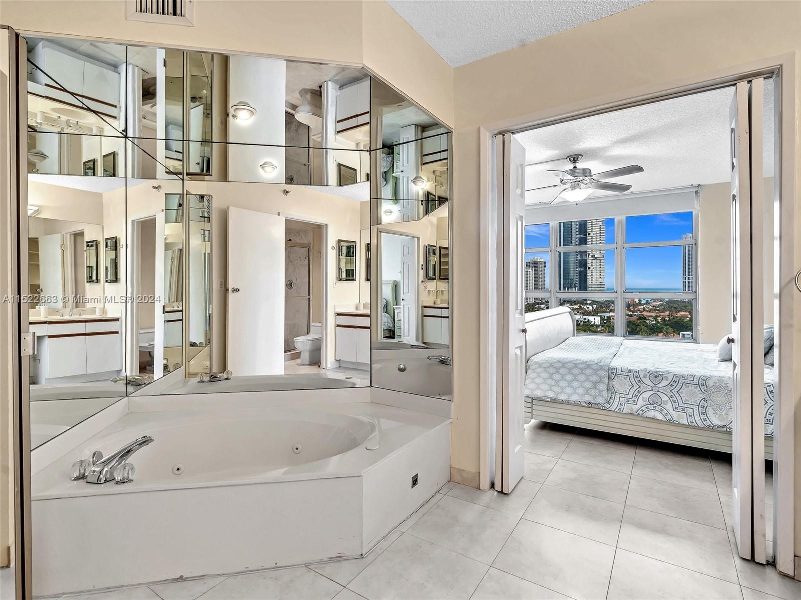 19195 NE 36th Ct 1706, Aventura, Florida 33180, 3 Bedrooms Bedrooms, ,3 BathroomsBathrooms,Residentiallease,For Rent,19195 NE 36th Ct 1706,A11522663