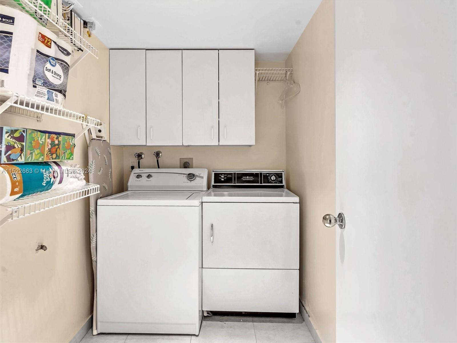 19195 NE 36th Ct 1706, Aventura, Florida 33180, 3 Bedrooms Bedrooms, ,3 BathroomsBathrooms,Residentiallease,For Rent,19195 NE 36th Ct 1706,A11522663