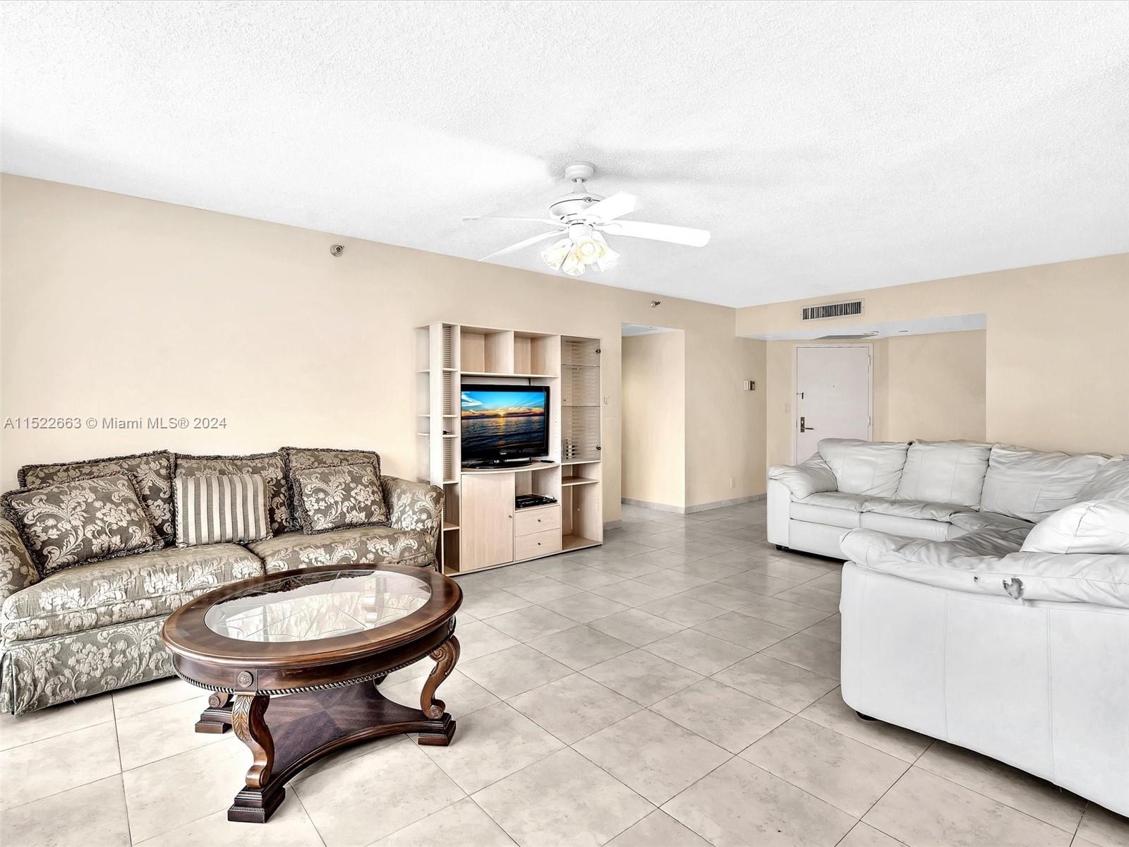 19195 NE 36th Ct 1706, Aventura, Florida 33180, 3 Bedrooms Bedrooms, ,3 BathroomsBathrooms,Residentiallease,For Rent,19195 NE 36th Ct 1706,A11522663