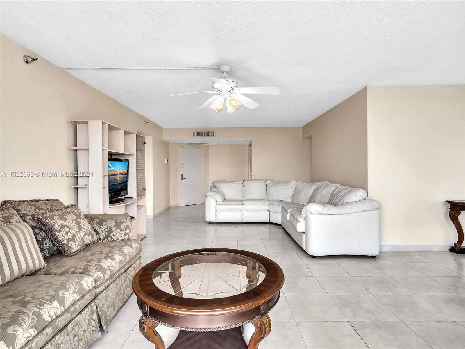 19195 NE 36th Ct 1706, Aventura, Florida 33180, 3 Bedrooms Bedrooms, ,3 BathroomsBathrooms,Residentiallease,For Rent,19195 NE 36th Ct 1706,A11522663