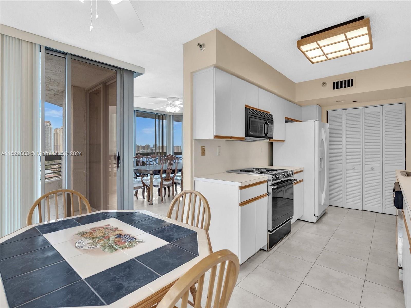 19195 NE 36th Ct 1706, Aventura, Florida 33180, 3 Bedrooms Bedrooms, ,3 BathroomsBathrooms,Residentiallease,For Rent,19195 NE 36th Ct 1706,A11522663