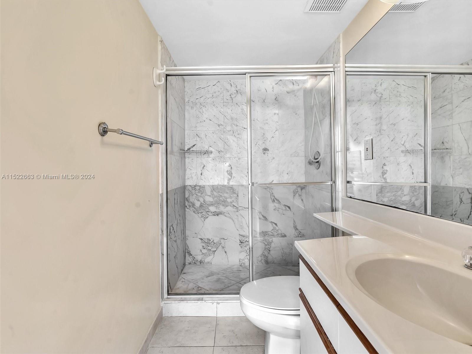 19195 NE 36th Ct 1706, Aventura, Florida 33180, 3 Bedrooms Bedrooms, ,3 BathroomsBathrooms,Residentiallease,For Rent,19195 NE 36th Ct 1706,A11522663